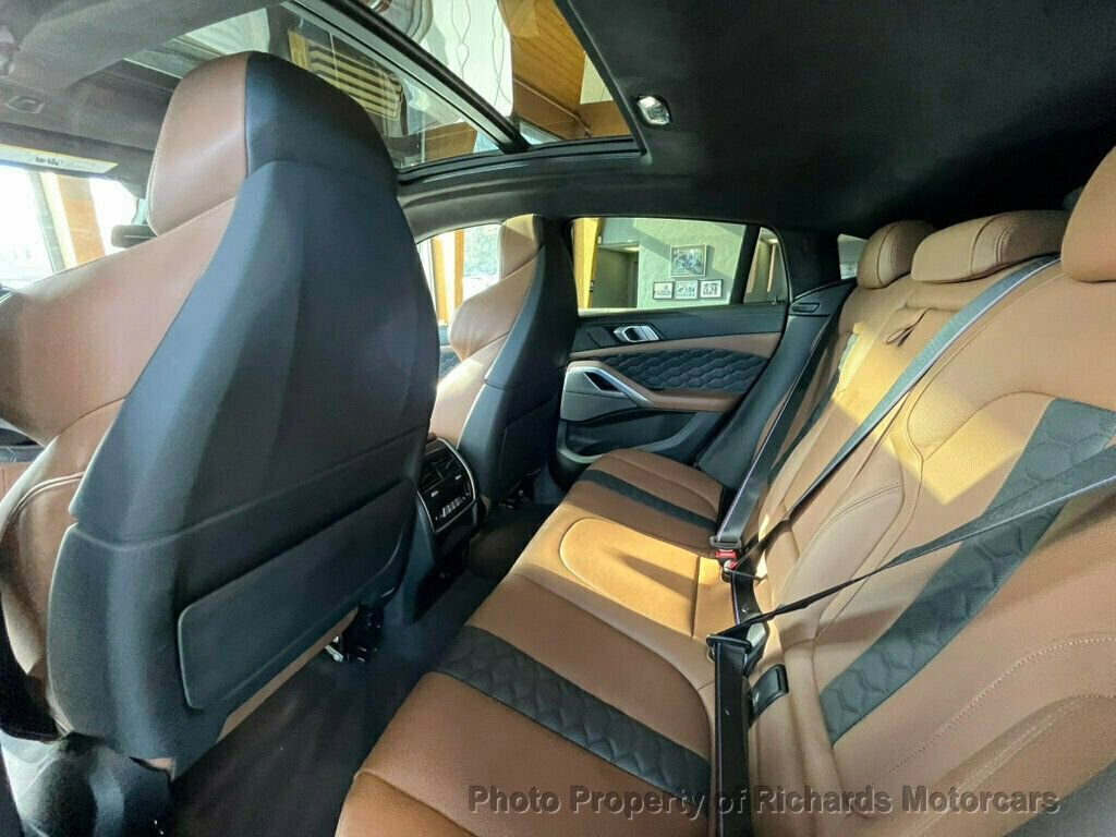 Used 2022 BMW X6 M image 20
