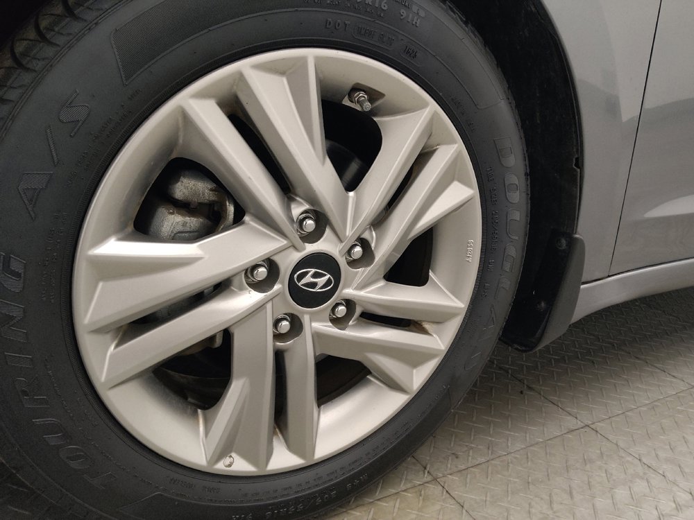 Used 2019 Hyundai Elantra Value Edition w/ Winter Weather Package FWD image 31