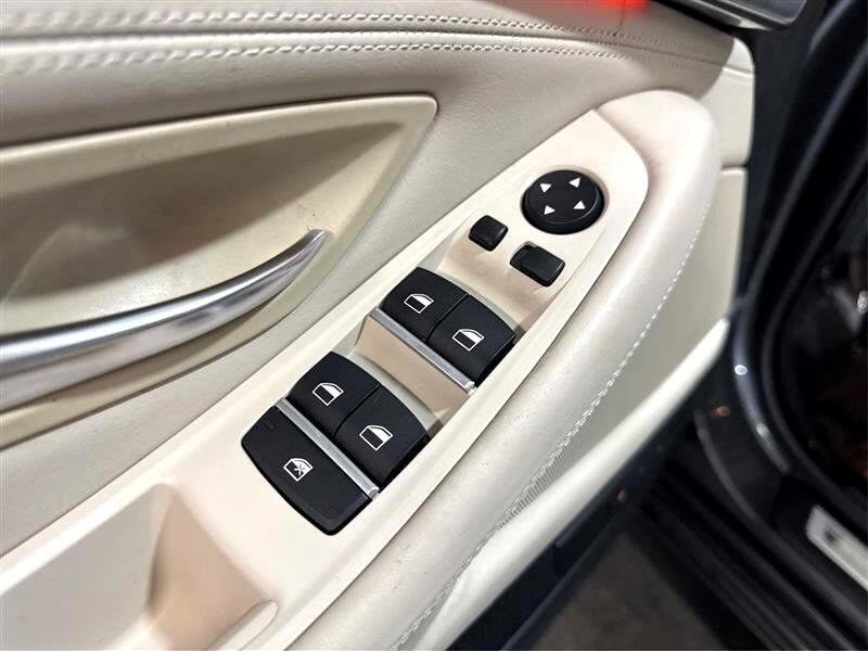 Used 2016 BMW 528i Sedan image 30