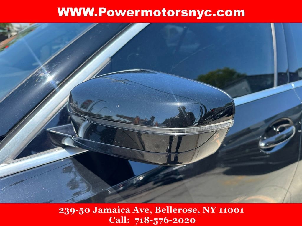Used 2019 BMW 330i xDrive Sedan w/ Driving Assistance Package AWD/4WD image 9