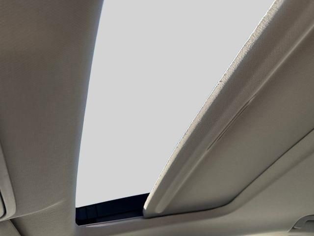 Used 2023 Honda Accord EX image 12