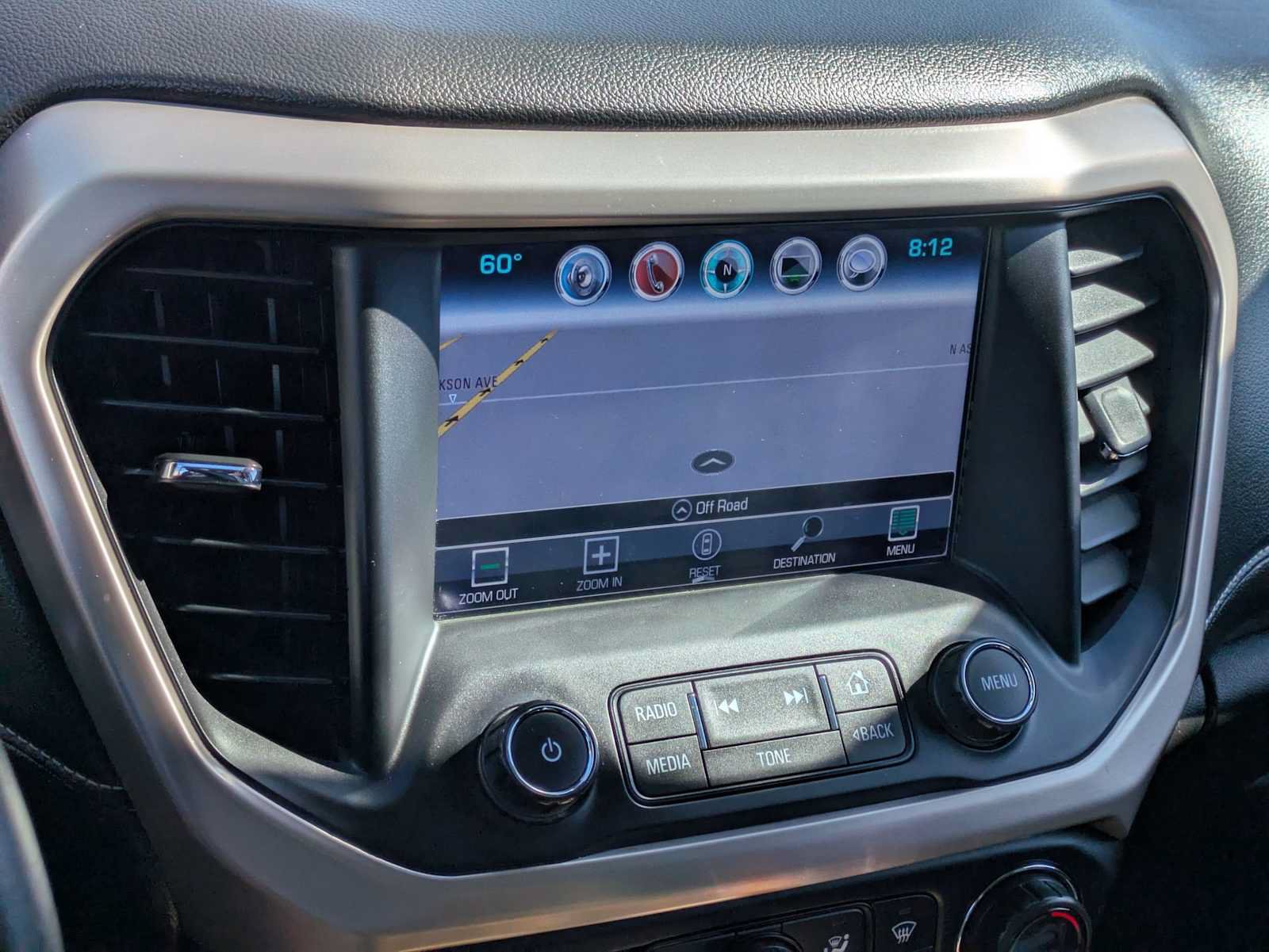 Used 2017 GMC Acadia Denali w/ Technology Package AWD/4WD image 30