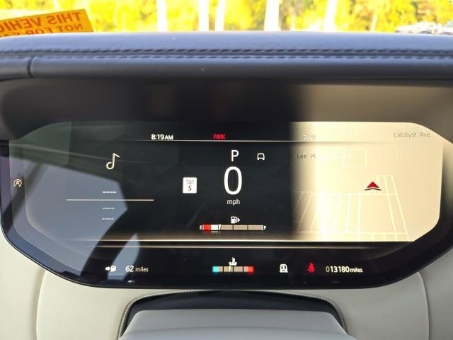 Used 2023 Land Rover Range Rover Long Wheelbase SE image 17