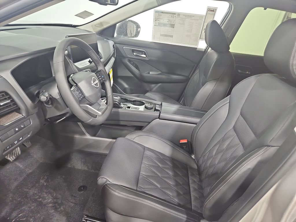 New 2026 Nissan Rogue Platinum image 10