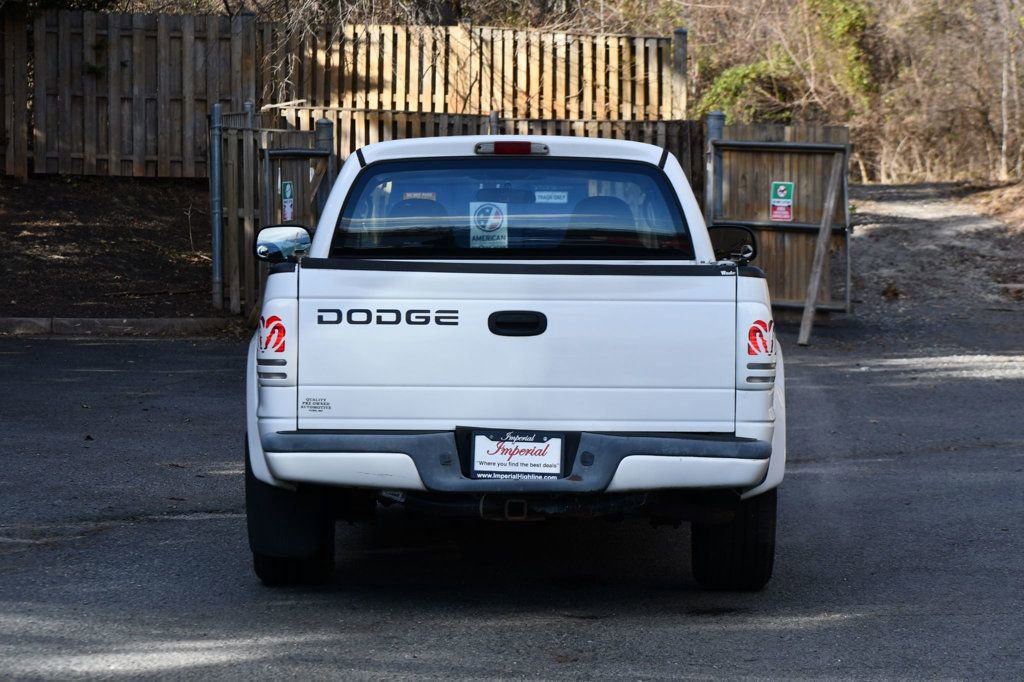 Used 2002 Dodge Dakota Sport image 2