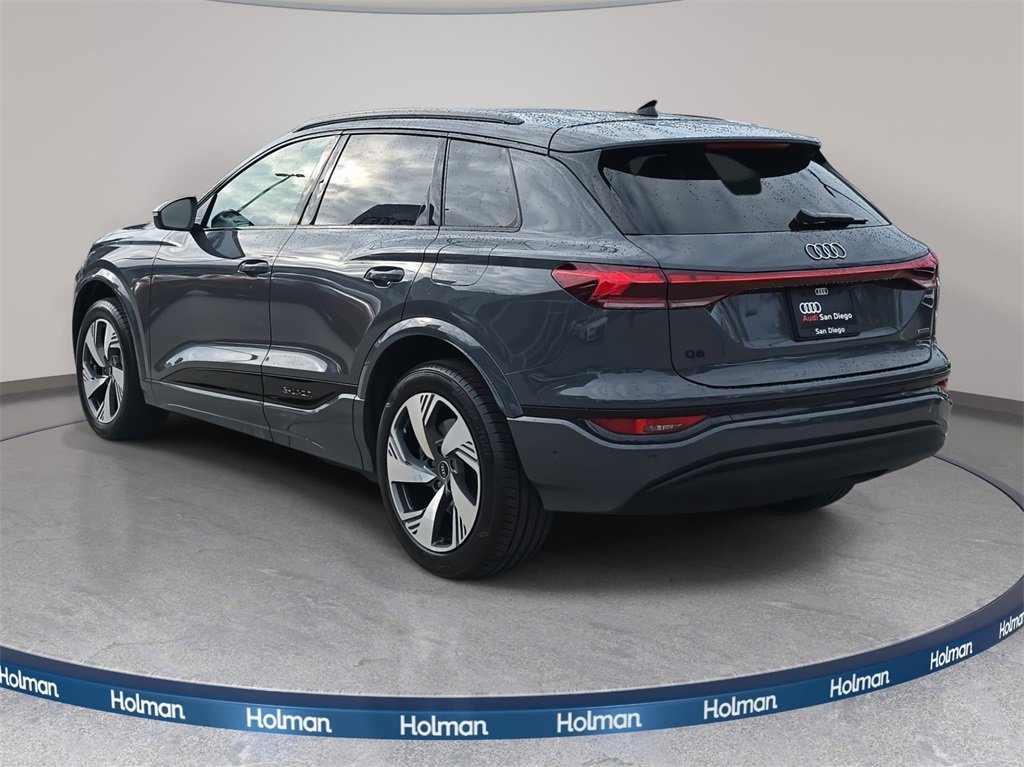 Certified 2025 Audi Q6 e-tron Premium w/ Convenience Package image 5