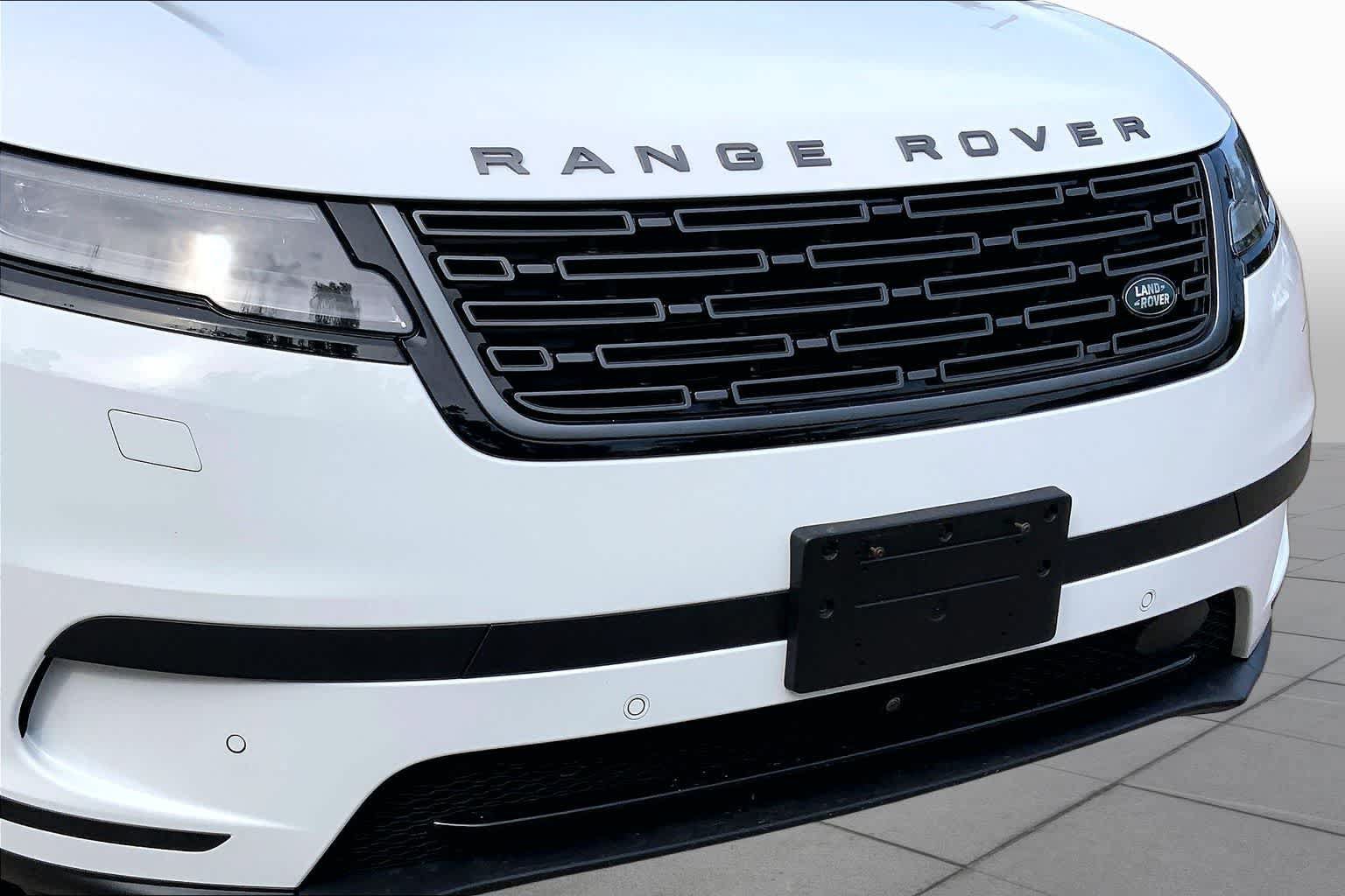 Used 2026 Land Rover Range Rover Velar S AWD/4WD image 29