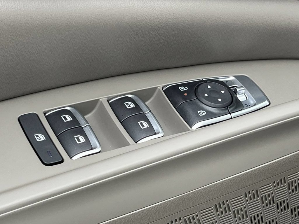 New 2026 Kia Carnival FWD image 23