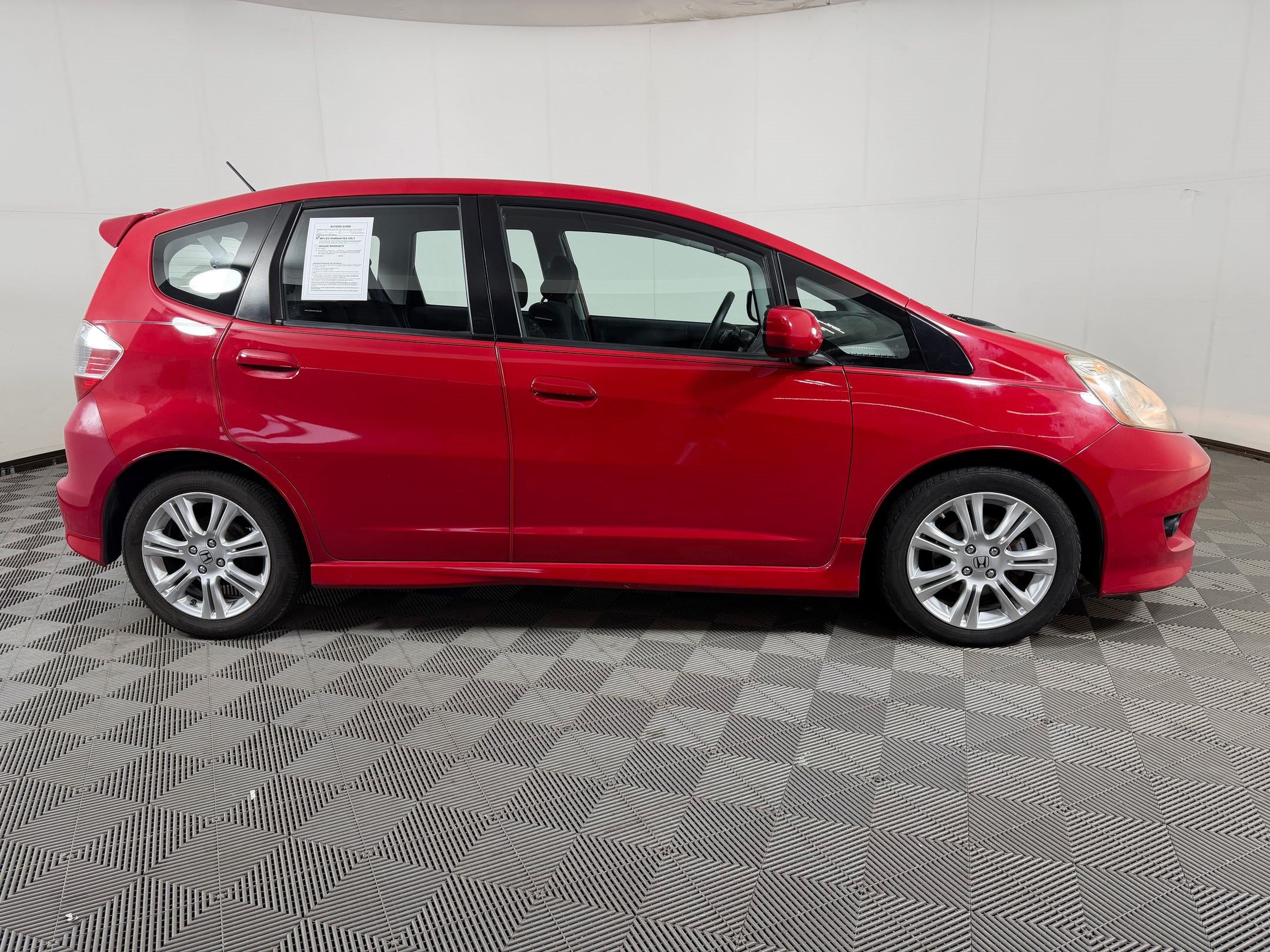 Used 2010 Honda Fit Sport image 8