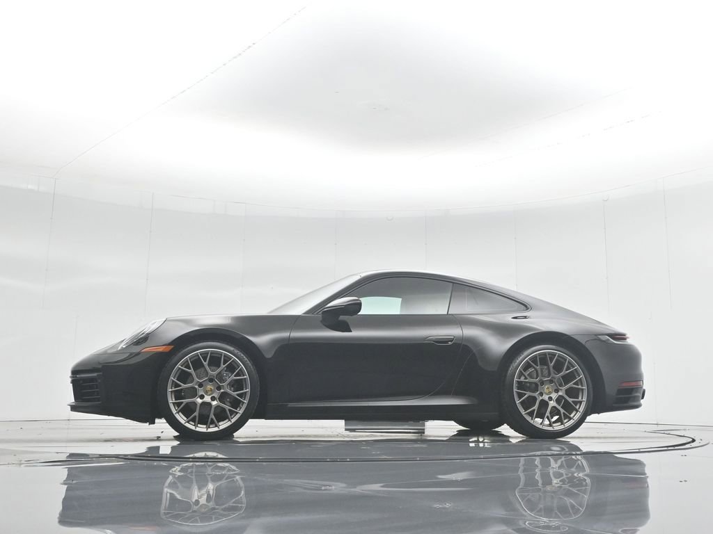 Used 2023 Porsche 911 Carrera image 6