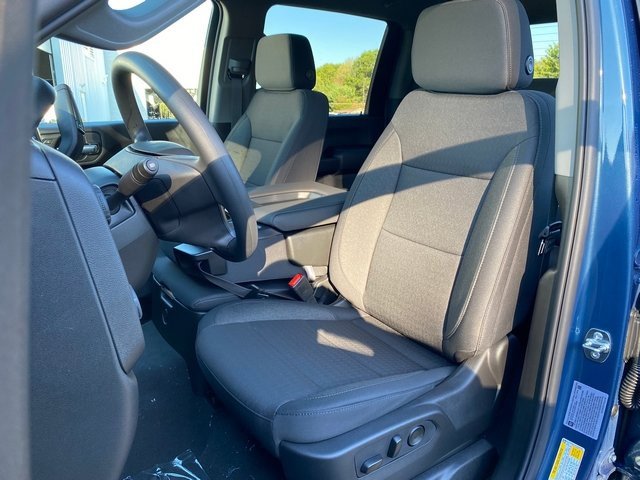 New 2026 Chevrolet Silverado 2500 Custom w/ Custom Value Package image 16