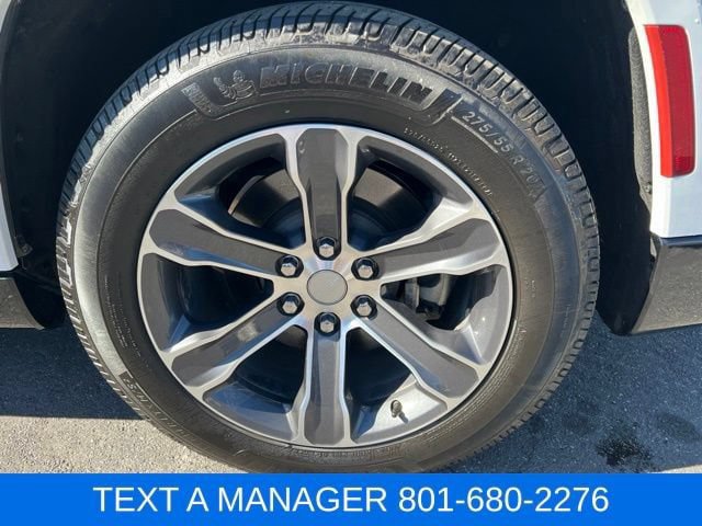 Used 2023 Jeep Grand Wagoneer 4WD image 3