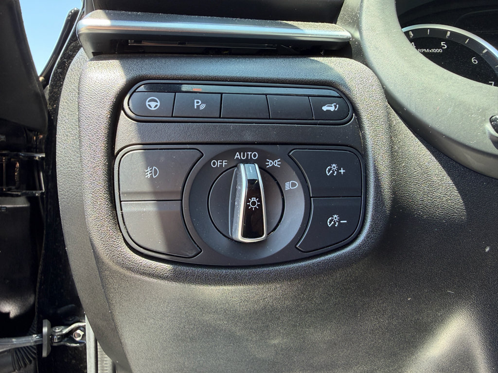 Used 2024 INFINITI QX55 Essential AWD/4WD image 11