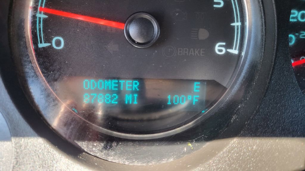 Used 2011 Chevrolet Avalanche LT w/ Texas Edition image 29