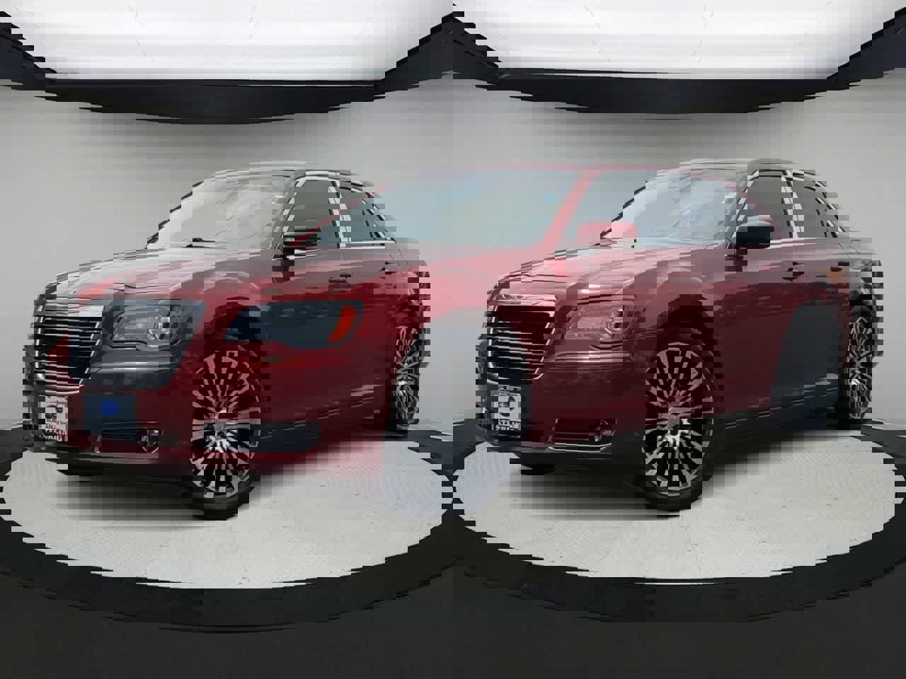 Used 2014 Chrysler 300 S w/ Luxury Group