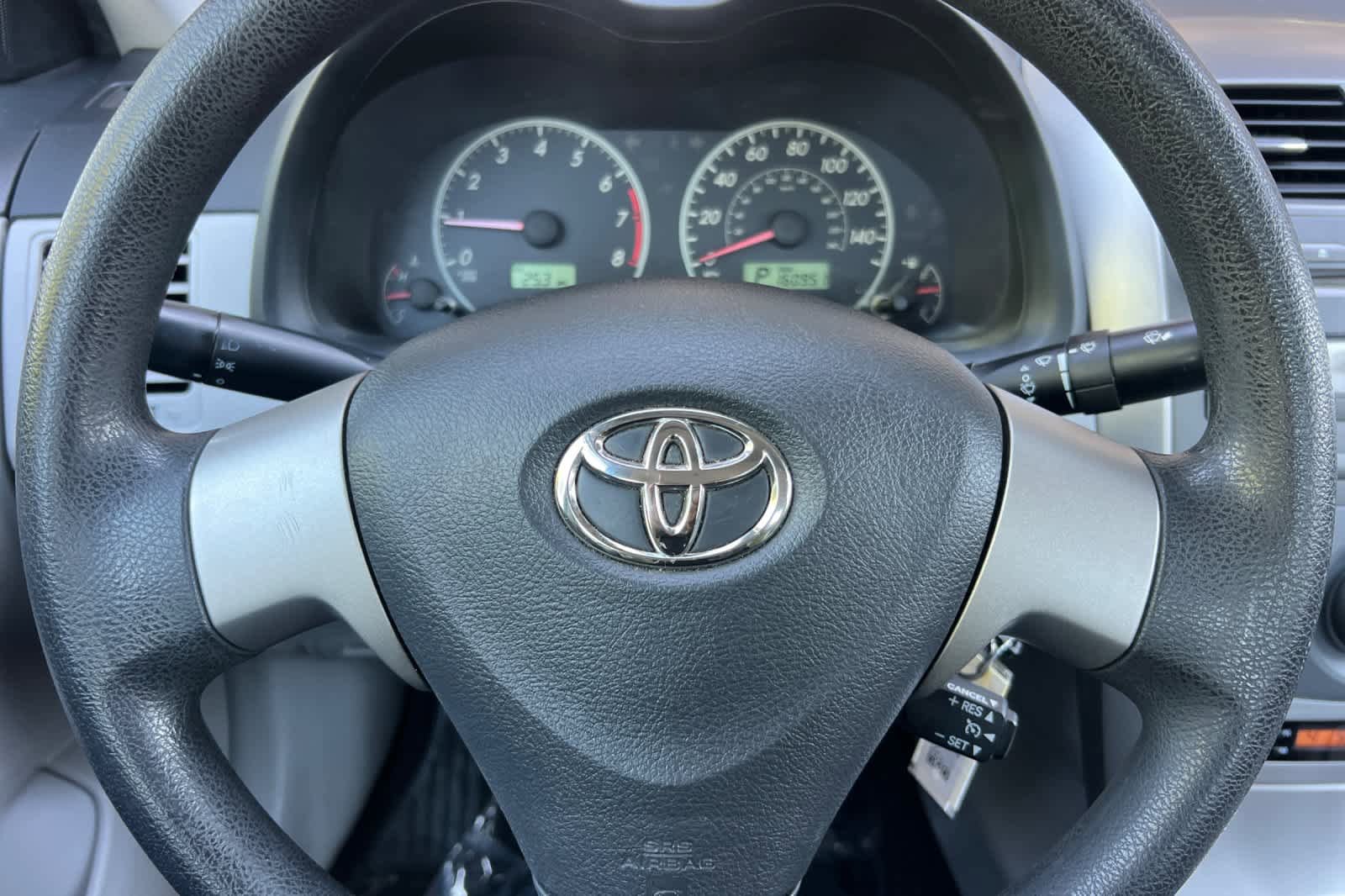 Used 2011 Toyota Corolla LE FWD image 22