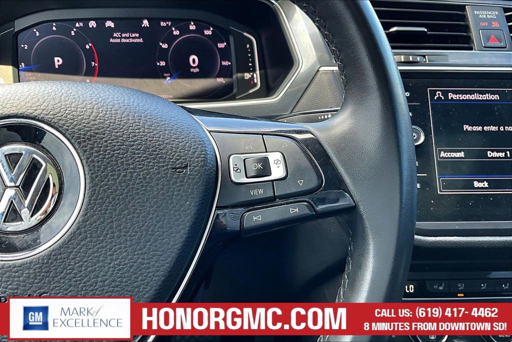 Used 2020 Volkswagen Tiguan SEL AWD/4WD image 12