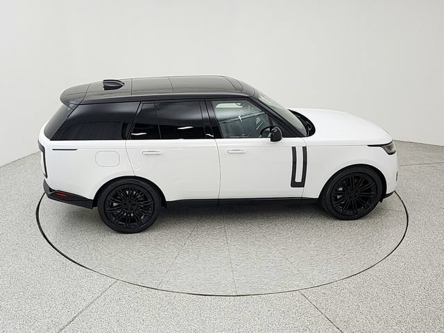 New 2026 Land Rover Range Rover SE AWD/4WD image 16