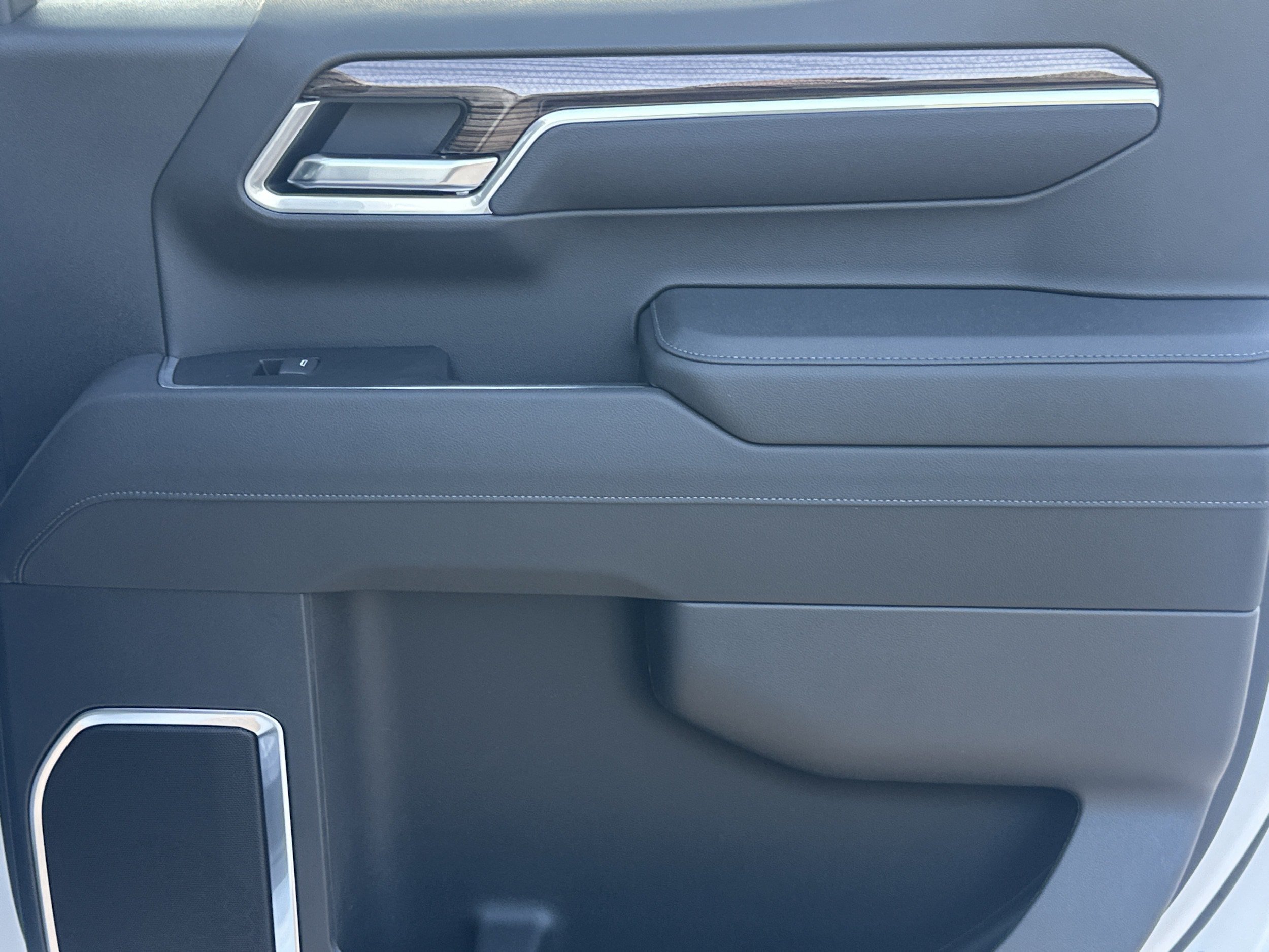 New 2026 Chevrolet Silverado 1500 RST AWD/4WD image 16