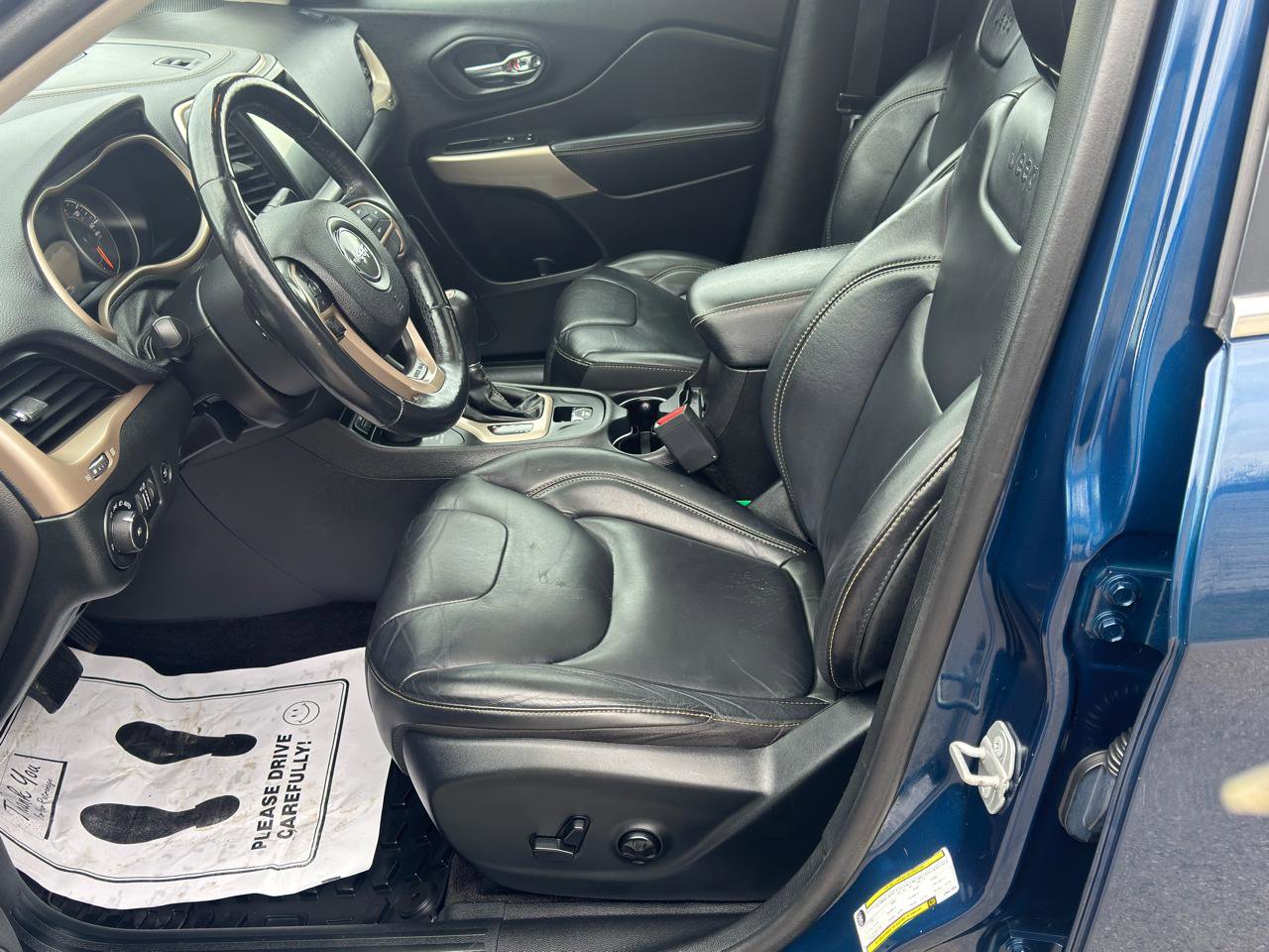 Used 2018 Jeep Cherokee Limited image 14