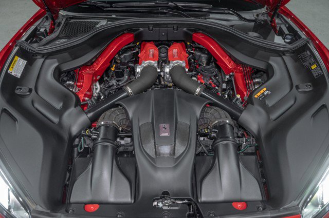 Used 2020 Ferrari Portofino image 22