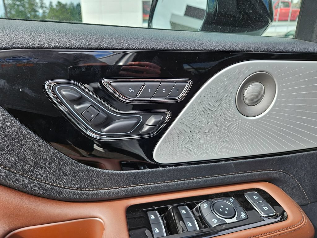 New 2026 Lincoln Aviator Reserve AWD/4WD image 20