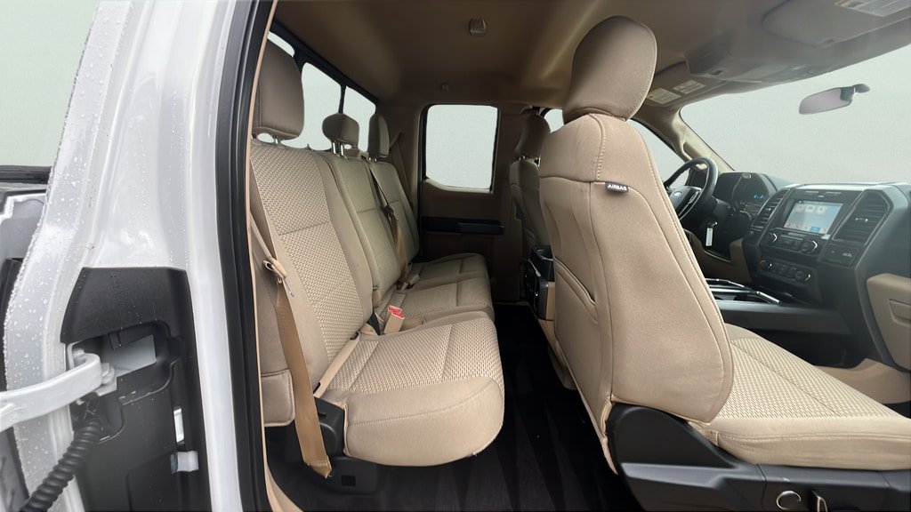 Used 2017 Ford F150 XLT w/ Equipment Group 302A Luxury AWD/4WD image 17