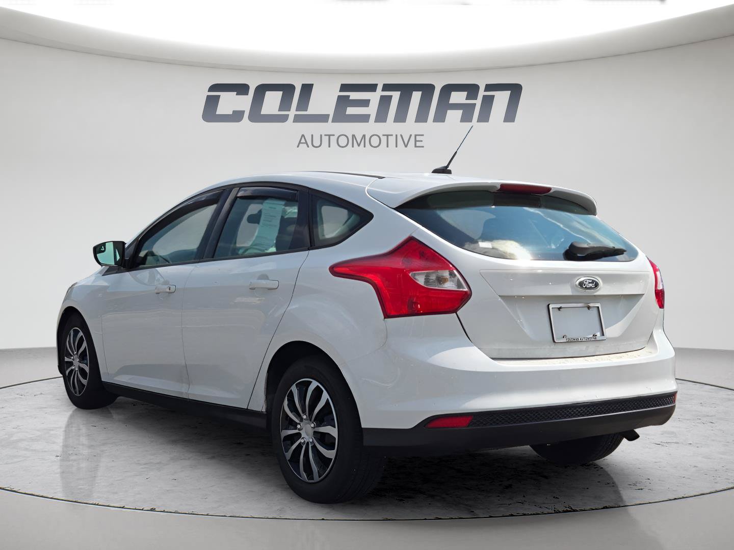 Used 2012 Ford Focus SE FWD image 11