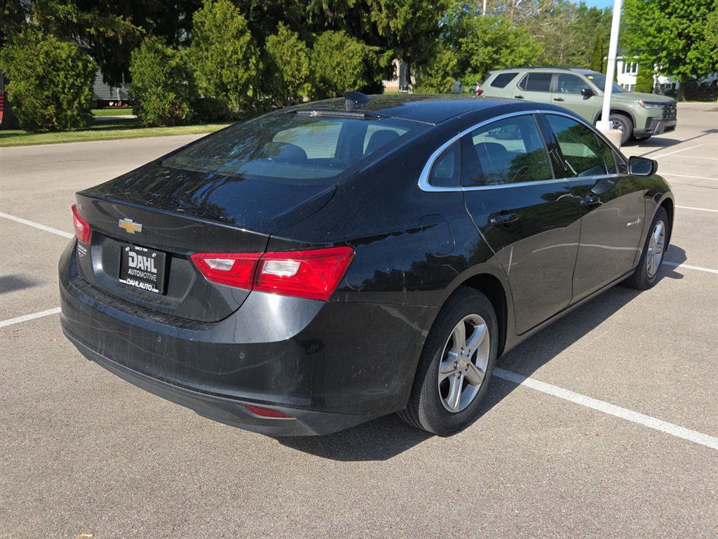Used 2021 Chevrolet Malibu LS FWD image 17