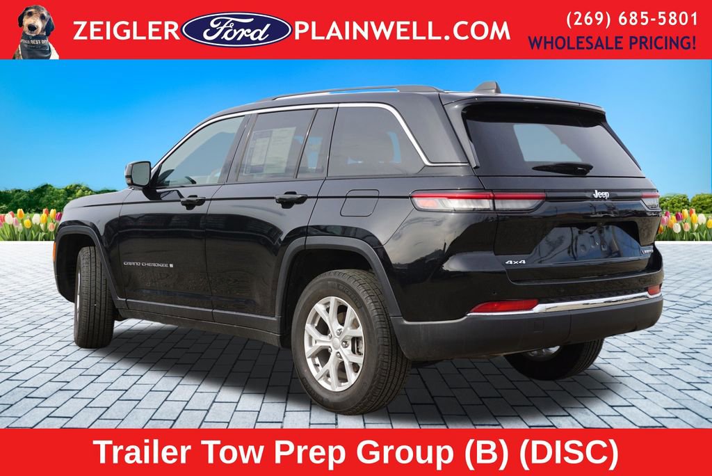 Used 2023 Jeep Grand Cherokee Limited w/ Trailer Tow Prep Group (B) image 3
