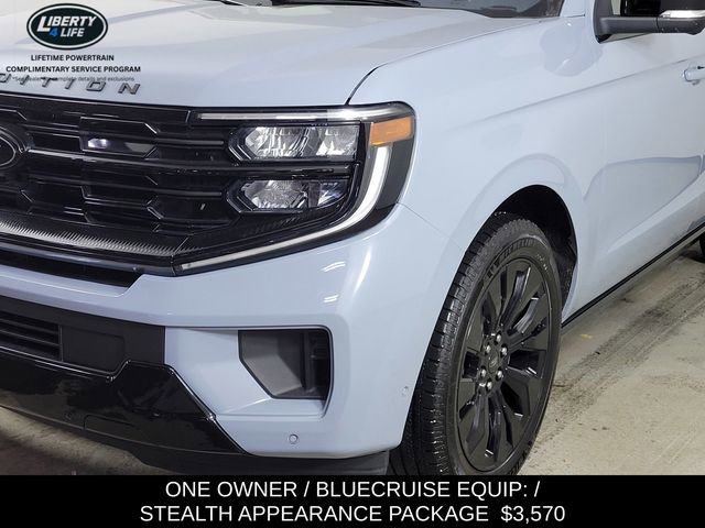 Used 2025 Ford Expedition Max Platinum w/ Stealth Appearance Package image 9
