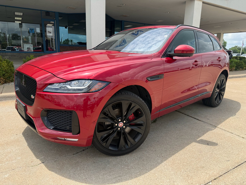 Used 2018 Jaguar F-PACE S AWD/4WD image 2