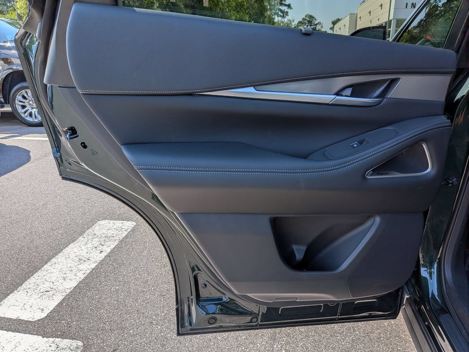 Used 2026 INFINITI QX60 Luxe w/ Cargo Package FWD image 28