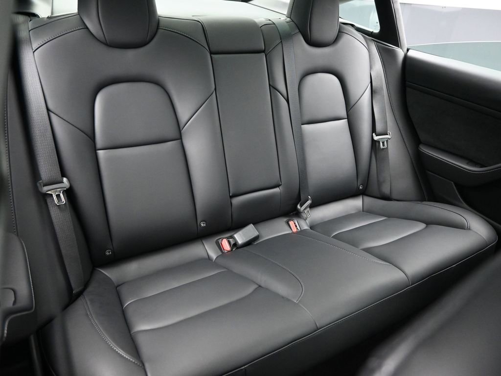Used 2023 Tesla Model 3 Standard Range image 36