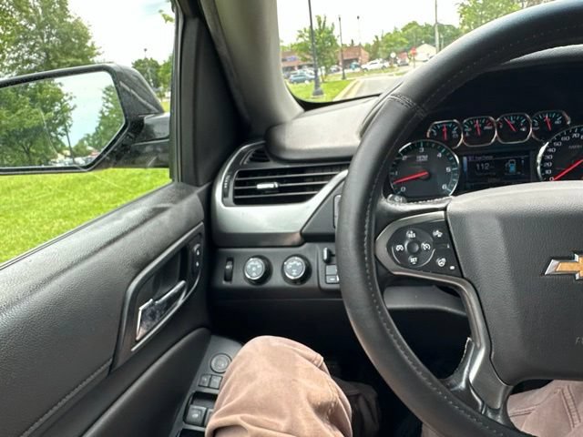 Used 2019 Chevrolet Suburban LT AWD/4WD image 44