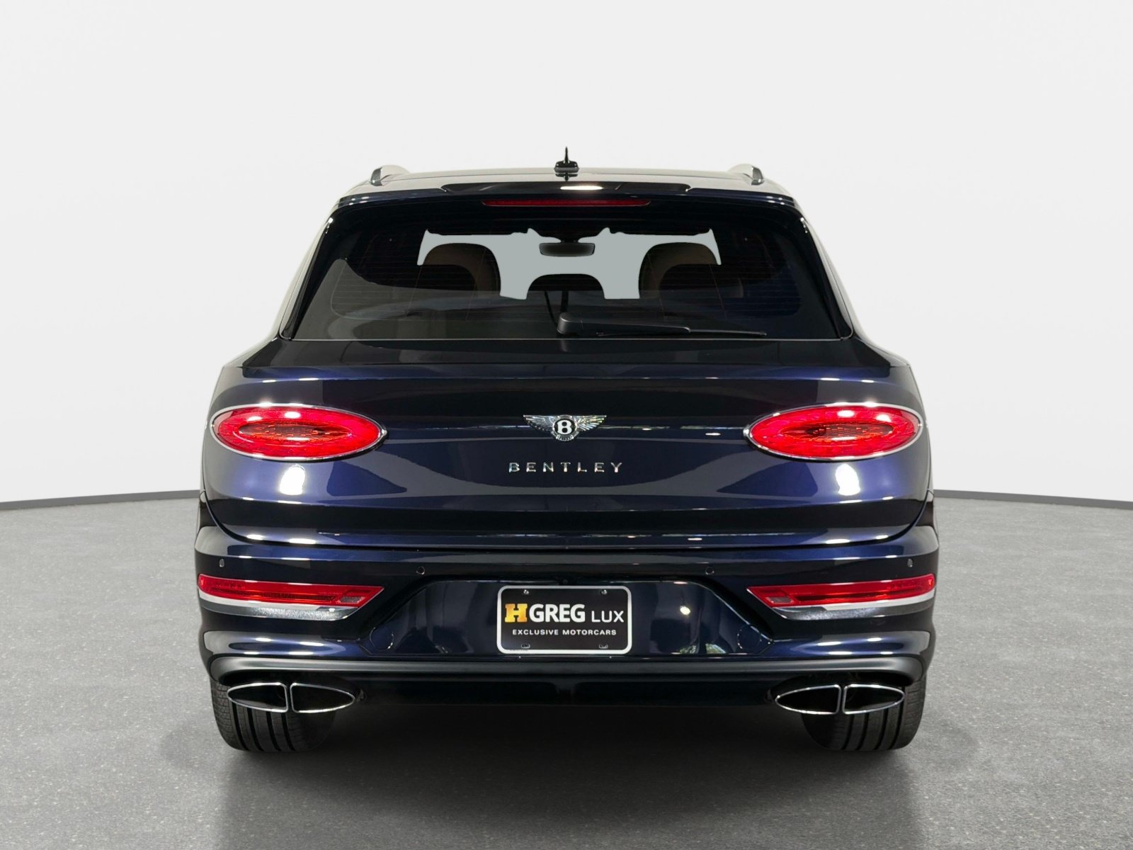 Used 2024 Bentley Bentayga AWD/4WD image 4