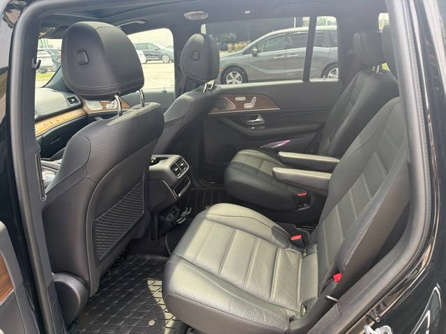 Used 2024 Mercedes-Benz GLS 450 4MATIC image 14