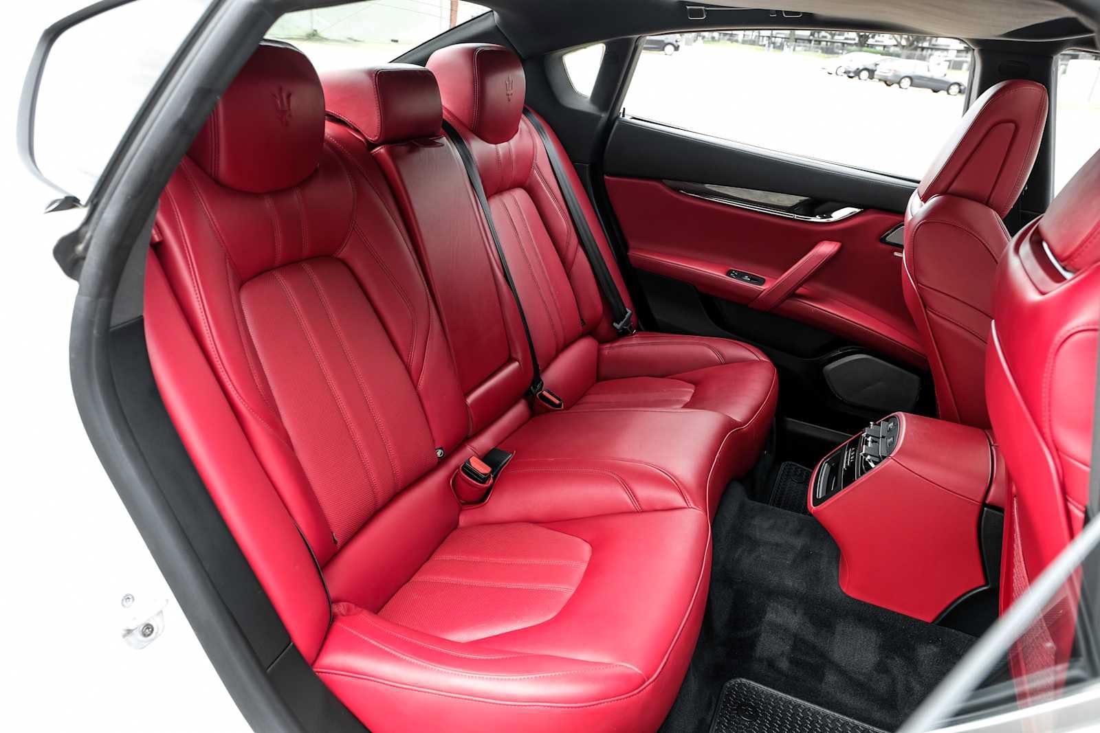 Used 2018 Maserati Quattroporte S GranSport Q4 AWD/4WD image 36