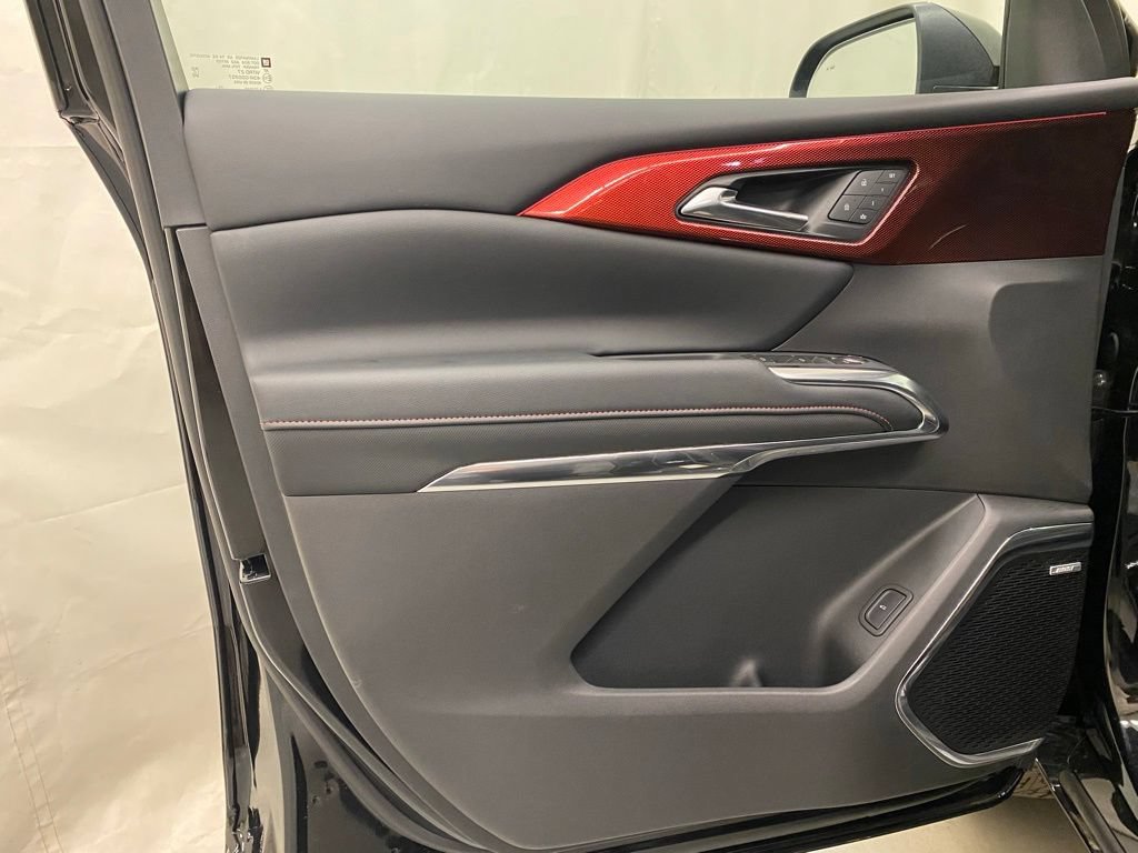 New 2026 Chevrolet Traverse RS w/ LPO, Floor Liner Package AWD/4WD image 10