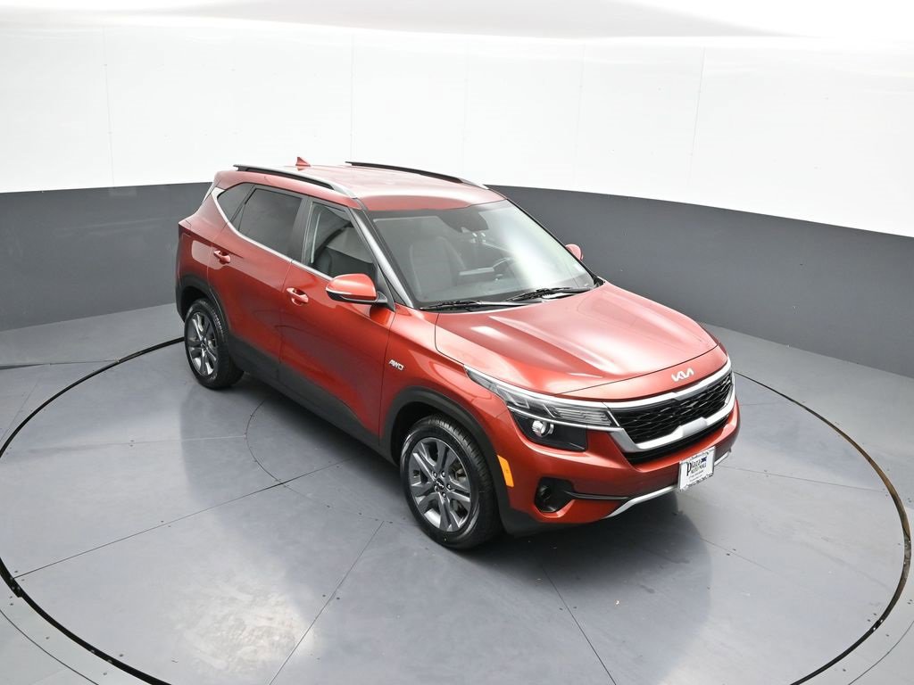 Certified 2022 Kia Seltos S image 35