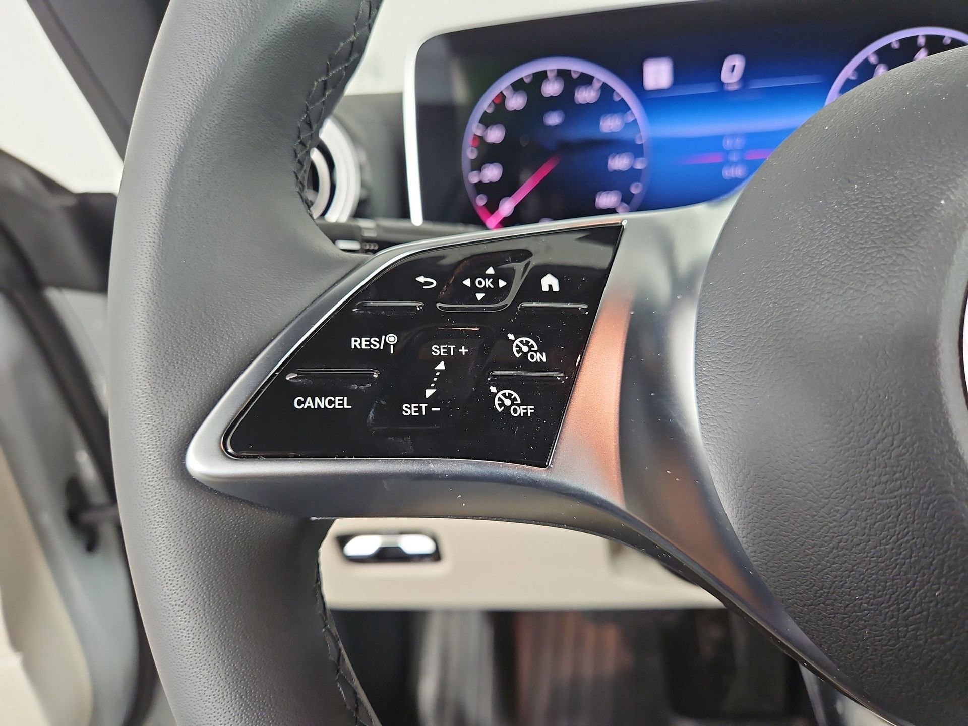 Used 2026 Mercedes-Benz CLE 300 4MATIC Cabriolet image 28