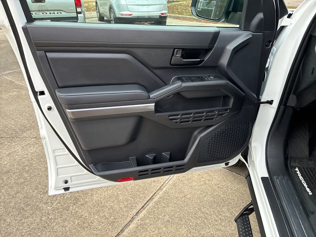 New 2026 Toyota Tacoma SR5 image 12