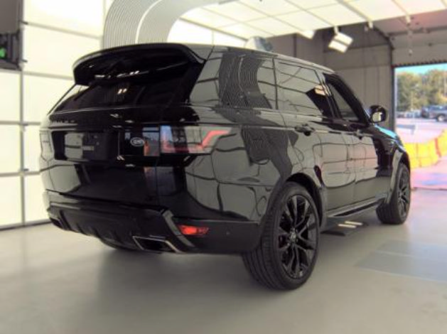 Used 2022 Land Rover Range Rover Sport HST AWD/4WD image 2