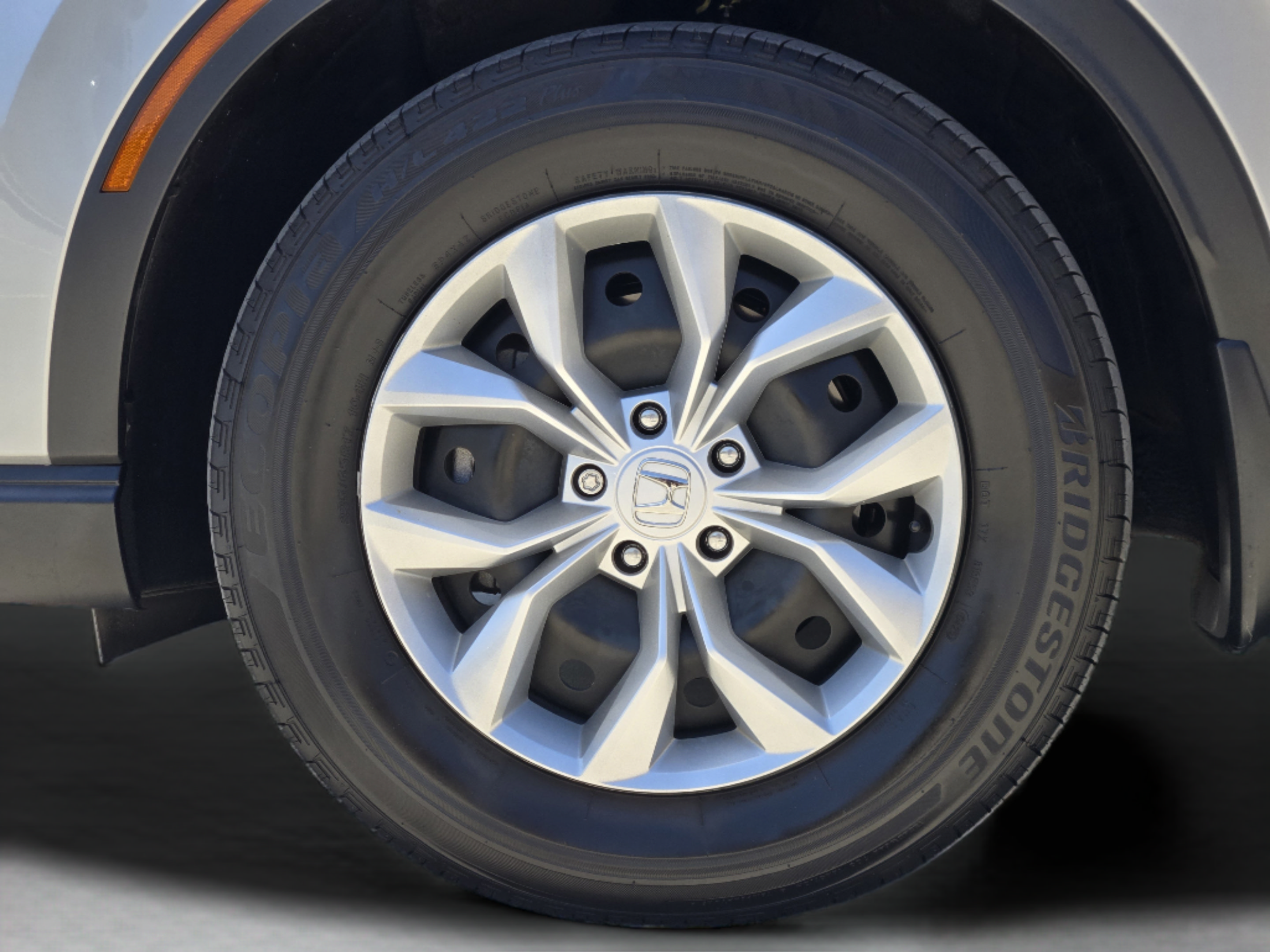 Certified 2025 Honda CR-V LX image 30