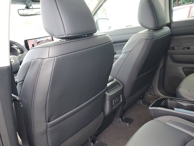 New 2026 Nissan Pathfinder SL w/ SL Premium Package AWD/4WD image 19