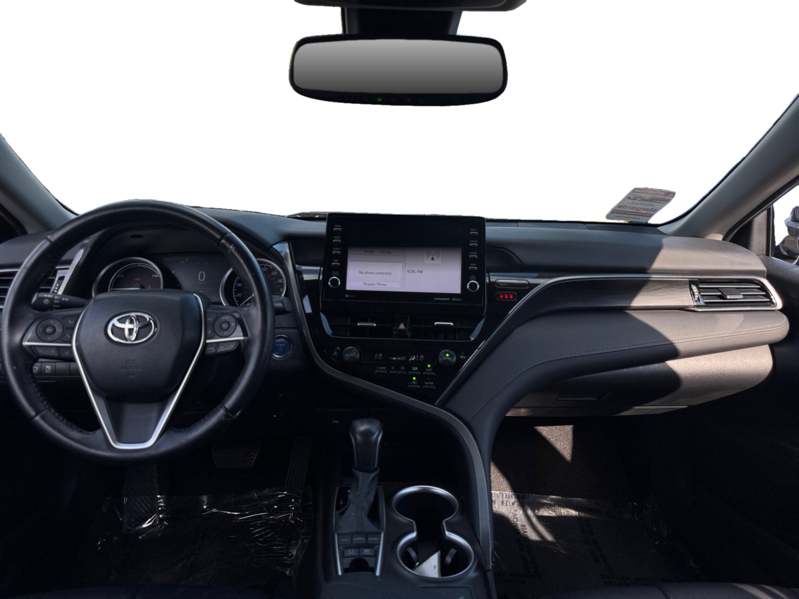 Used 2022 Toyota Camry XLE FWD image 10