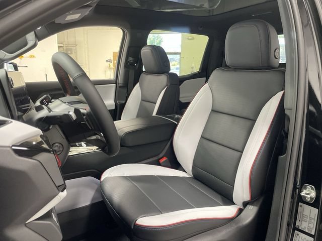 New 2026 Chevrolet Silverado EV 4x4 Crew Cab image 11