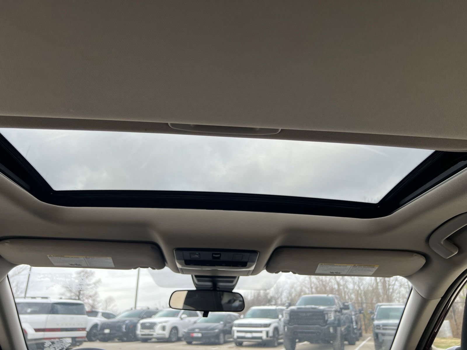 Used 2024 Nissan Altima 2.5 SV w/ SV Premium Package image 21