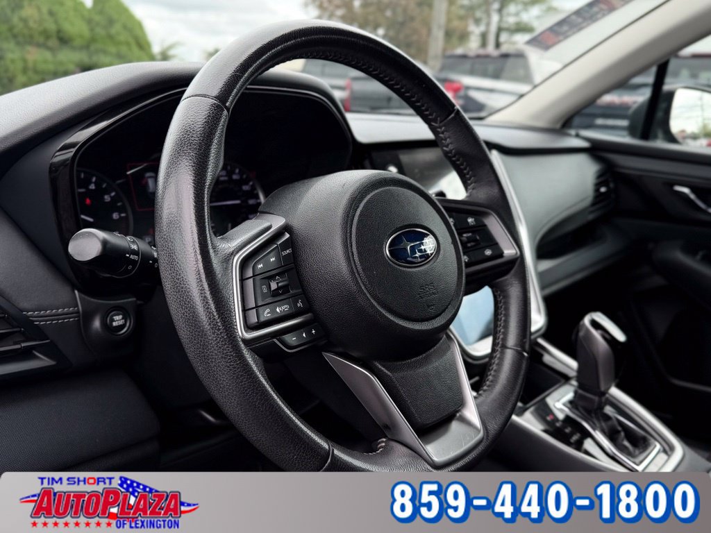 Used 2024 Subaru Outback Premium AWD/4WD image 3