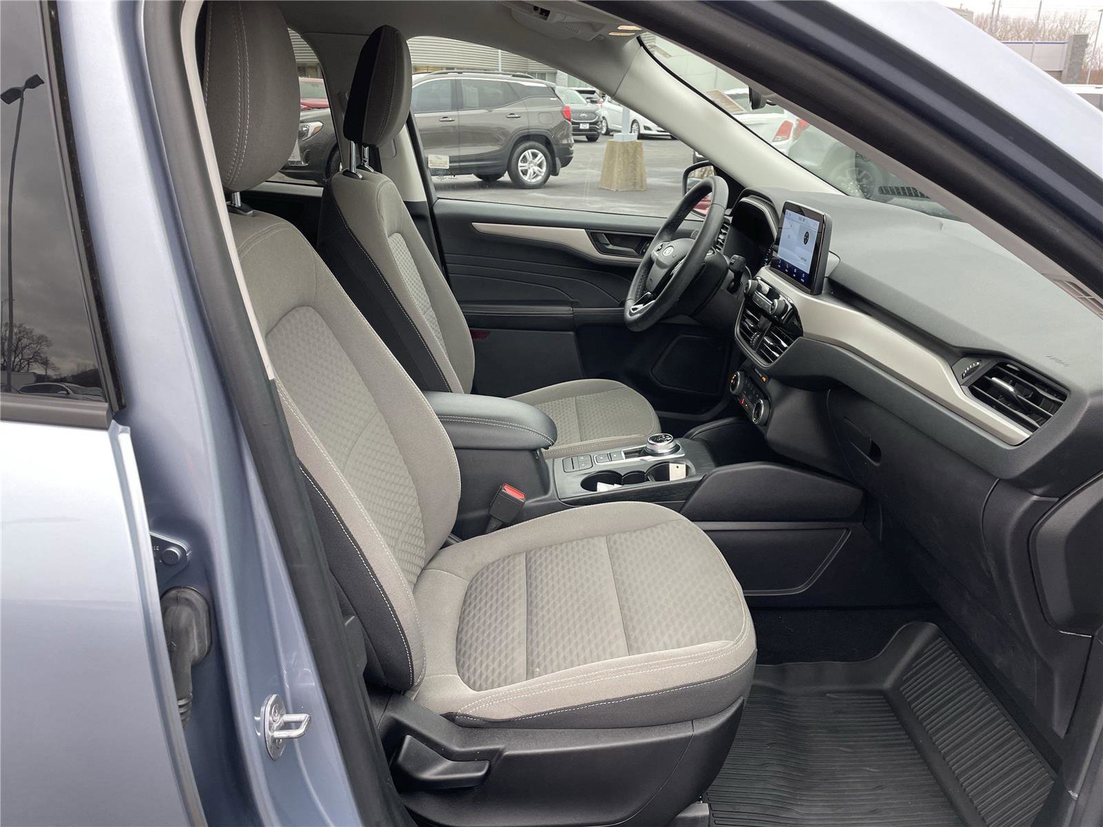 Used 2022 Ford Escape SE w/ Cold Weather Package AWD/4WD image 33